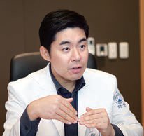 ＂젊은층 허리디스크, 독자 개발 약침·한약 써 비수술 치료＂